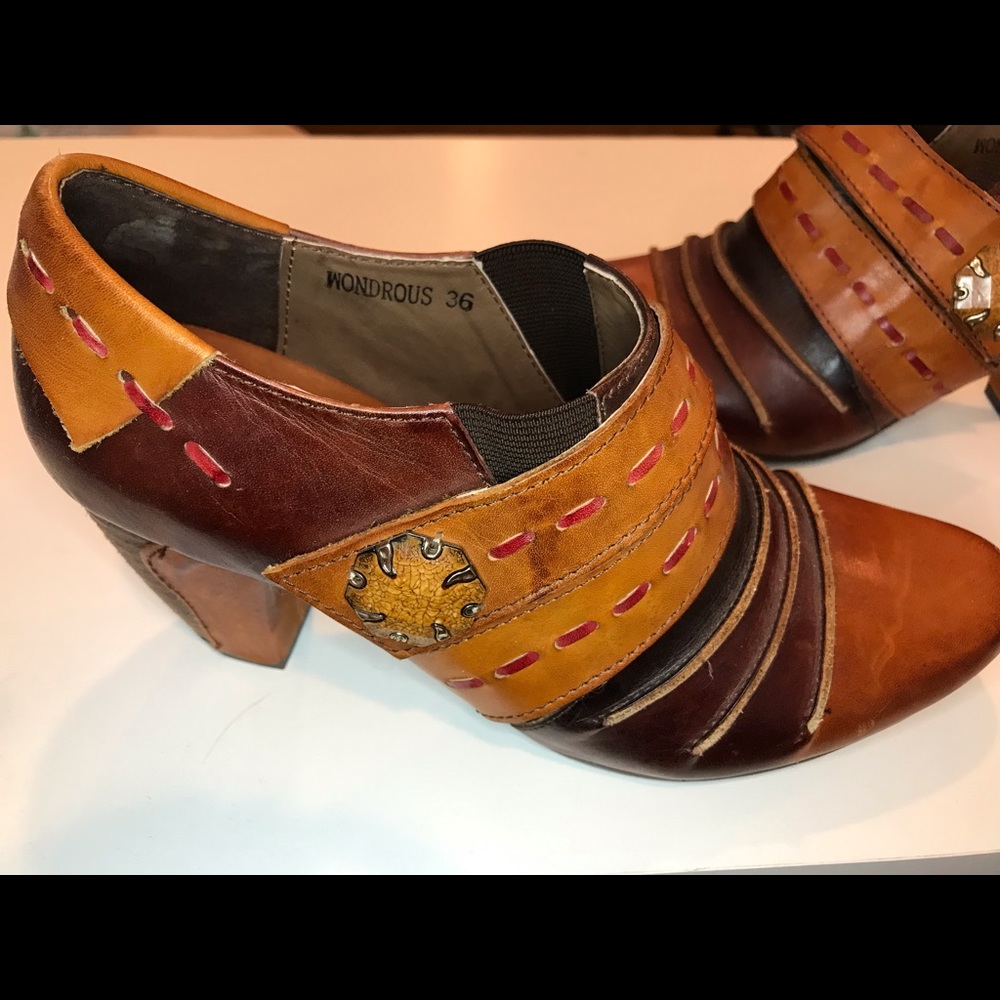 L’artiste pumps!